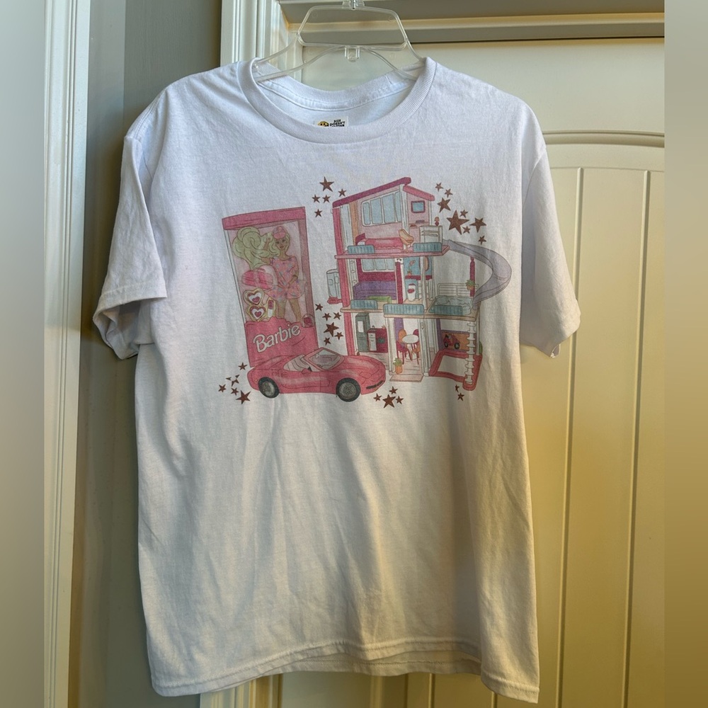 Barbie Dream House women’s white size medium M t-shirt Boise Babes brand